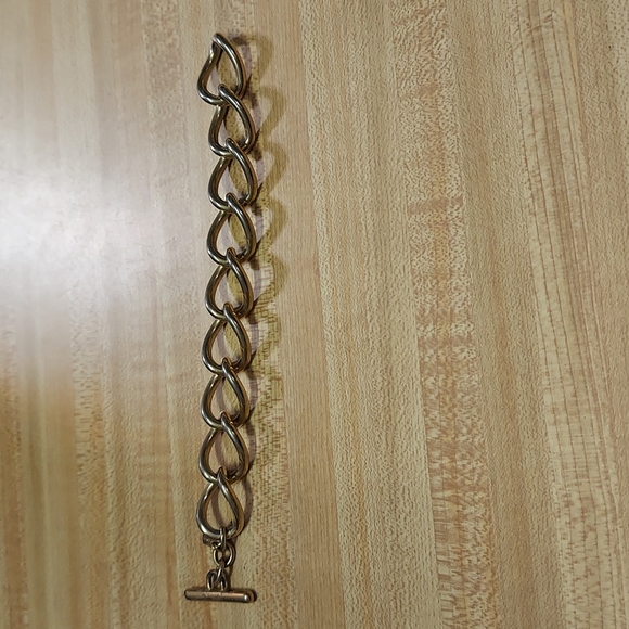 🤍 Vintage Monet - Gold Tone Chunky Link 8" Bracelet with Toggle Closure - Picture 3 of 8